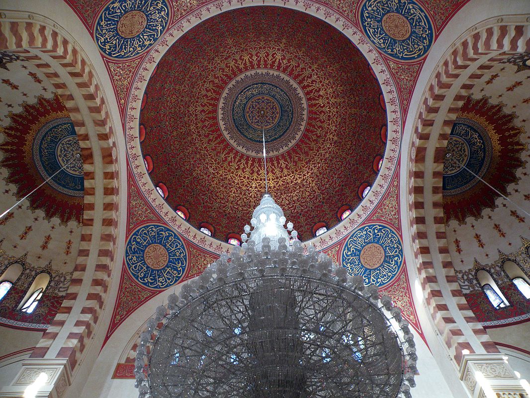 Beirut 11 Mohammed Al-Amin Mosque Chandelier And Ceiling 